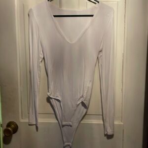 White v neck bodysuit small